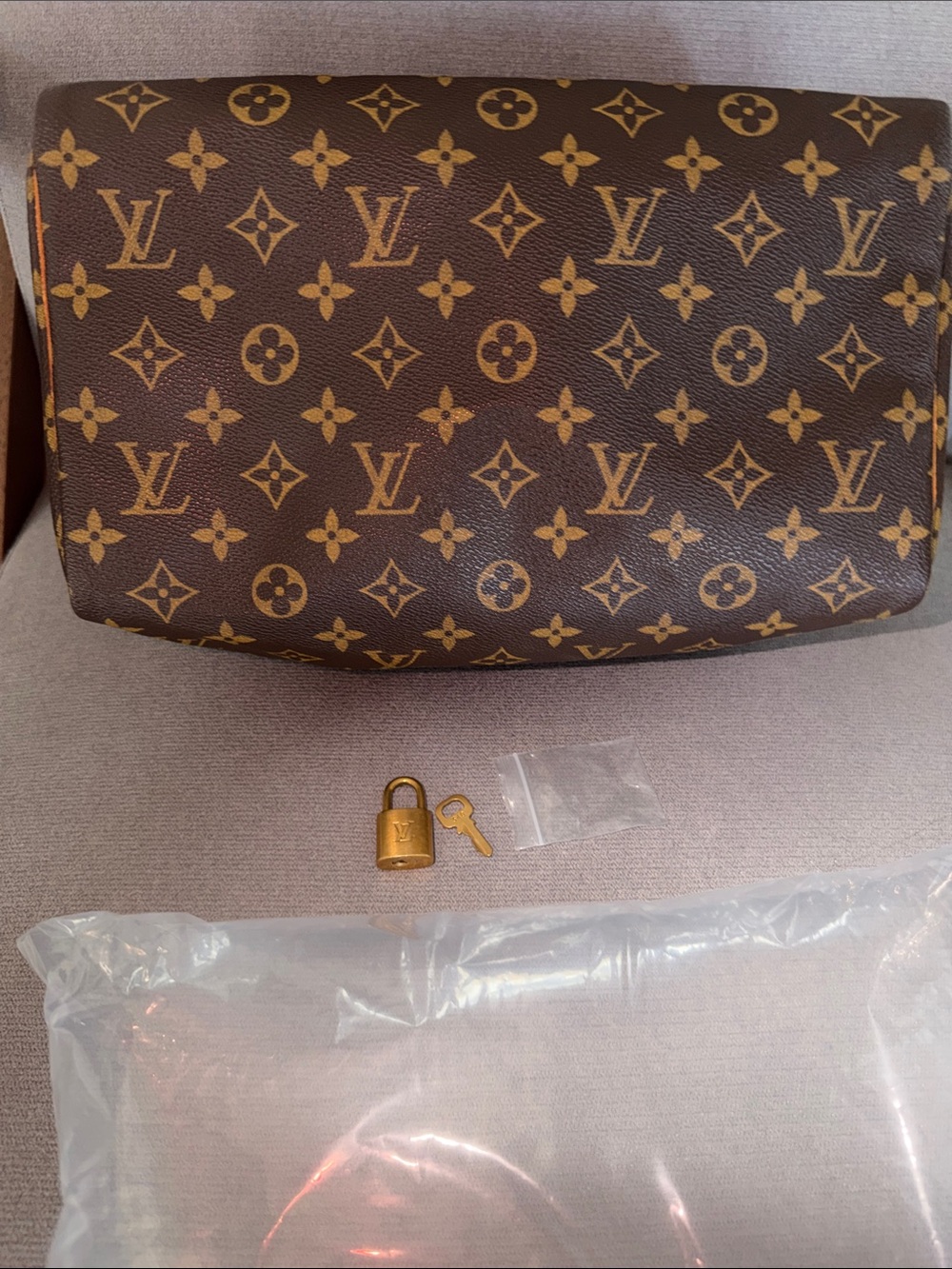 Louis Vuitton Brown Monogram Speedy 30 - Picture 15 of 16